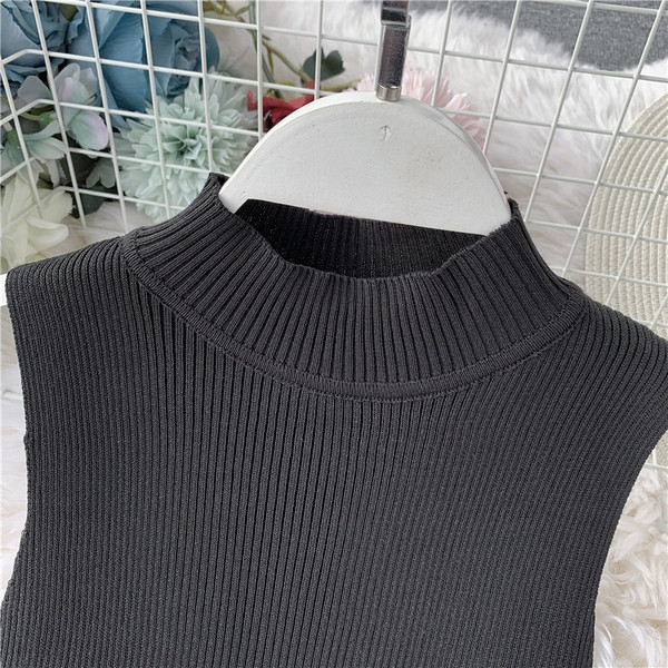 Rochie de dama-model subtire cu cravate in negru