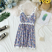 Rochie moderna de dama cu decolteu in V cu model floral