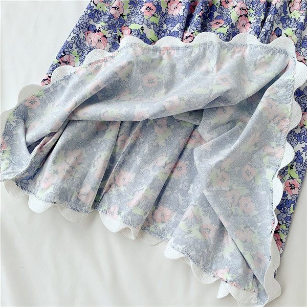 Rochie moderna de dama cu decolteu in V cu model floral