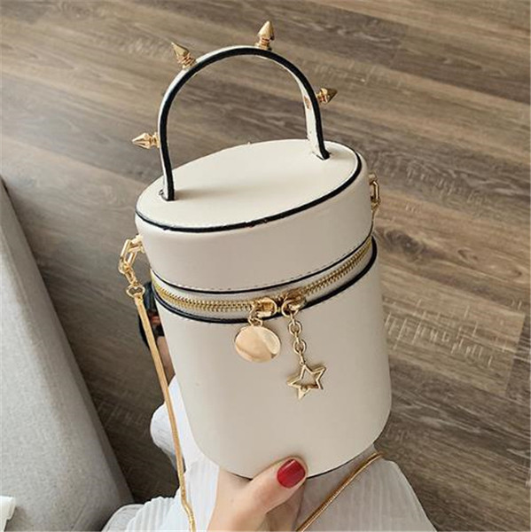 Geanta de dama moderna din piele ecologica cu fermoar in mai multe culori