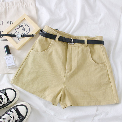 Pantaloni scurti eleganti de dama in mai multe culori si curea