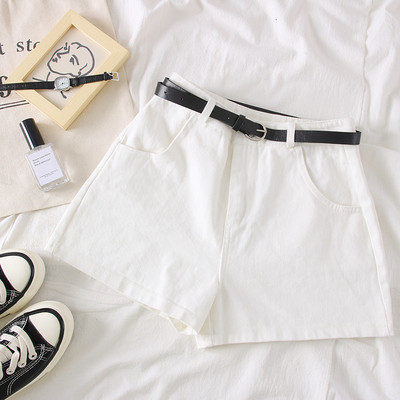 Pantaloni scurti eleganti de dama in mai multe culori si curea