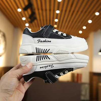 Tenisi moderni pentru copii in trei culori pentru baieti