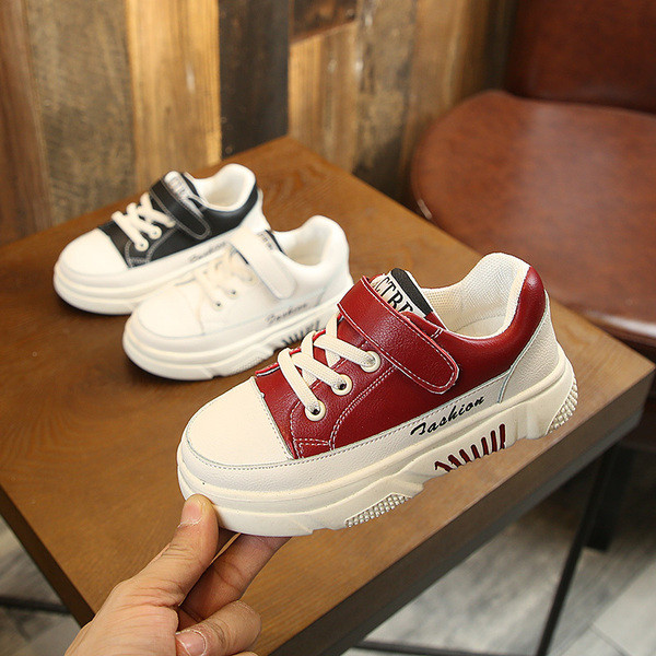 Tenisi moderni pentru copii in trei culori pentru baieti