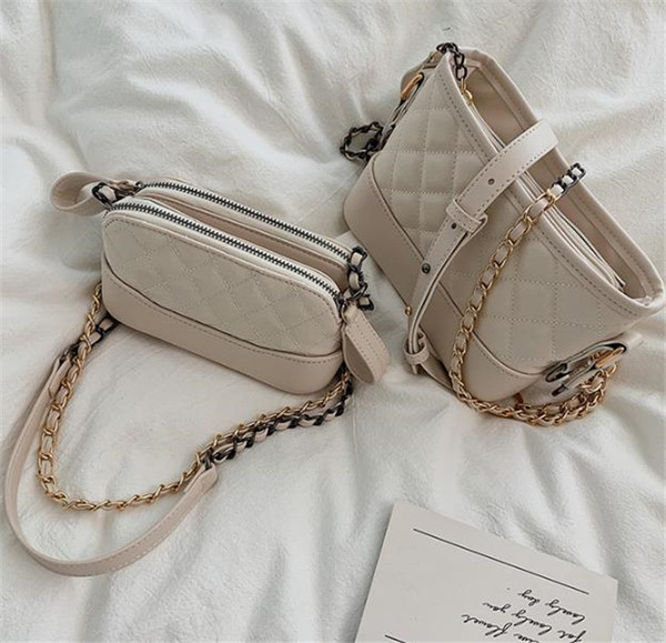 Eko bőrből készült alkalmi női táska két színben, cipzárral