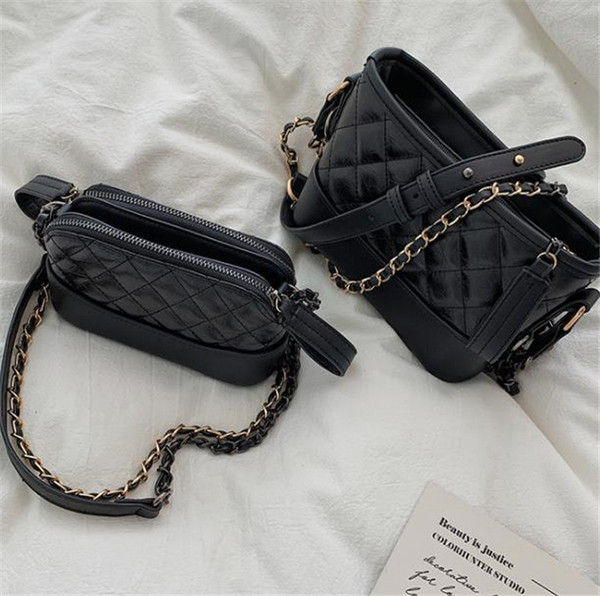 Eko bőrből készült alkalmi női táska két színben, cipzárral