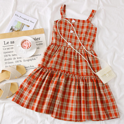 Rochie de dama decupata cu bretele si nasturi subtiri