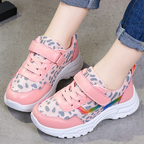 Adidași moderni pentru copii în două culori pentru fete