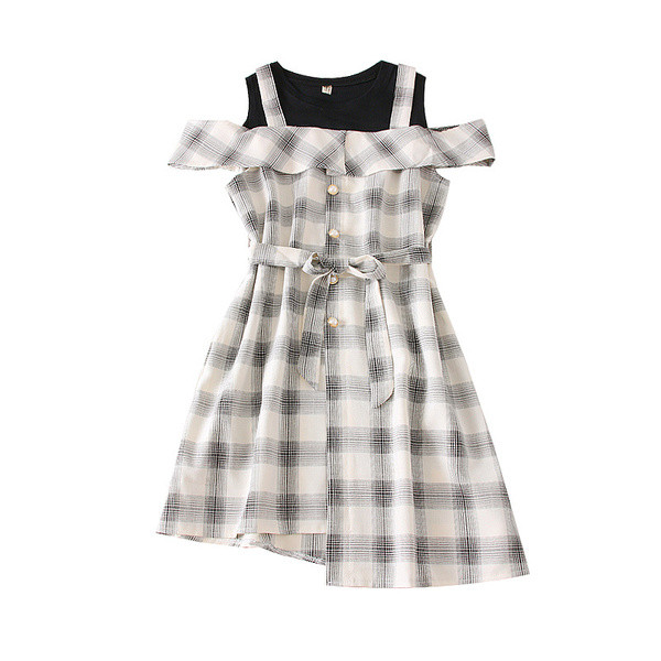 Rochie moderna de dama cu umerii goi si curea