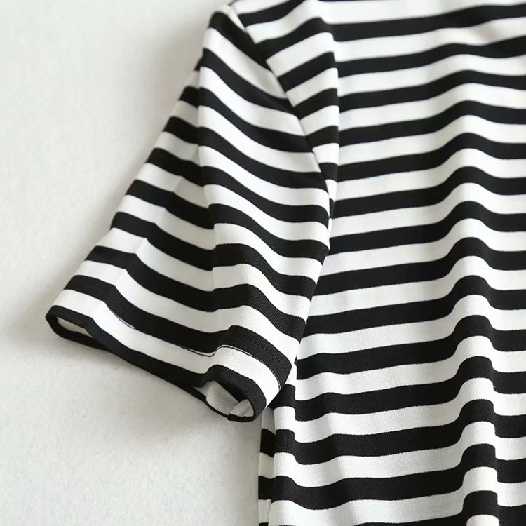 Tricou dama in dungi cu maneca scurta - model uni