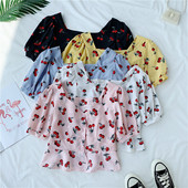 Bluza de dama cu maneca scurta si aplicatie colorata in mai multe culori