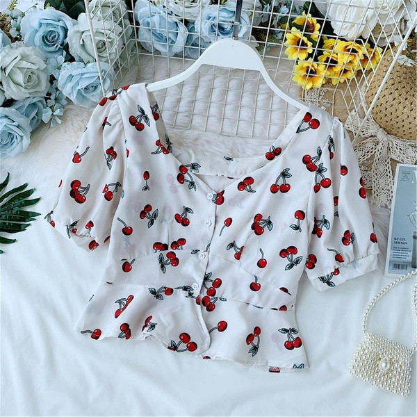 Bluza de dama cu maneca scurta si aplicatie colorata in mai multe culori