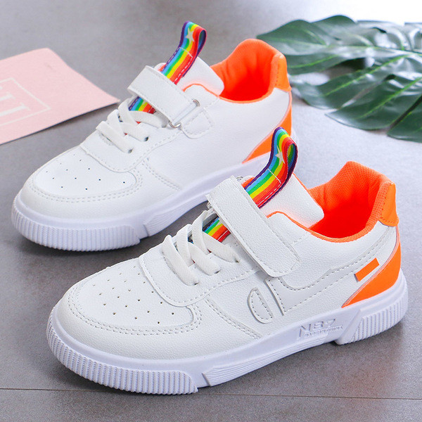 Tenisi actuali pentru copii in trei culori pentru fete