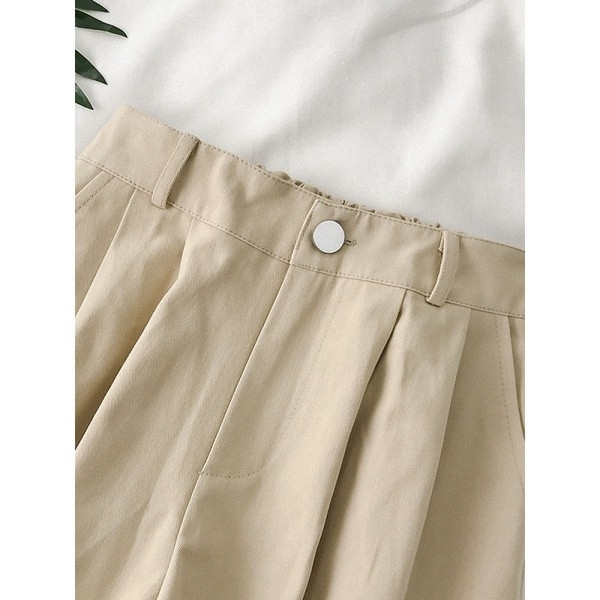 Pantaloni scurti moderni de dama in trei culori cu talie inalta si buzunar