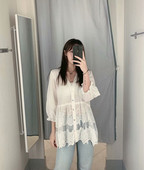 Cămașă de damă cu mâneci 7/8 și dantelă albă