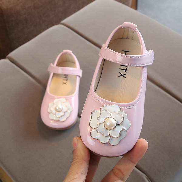 Pantofi eleganti pentru copii in trei culori cu element 3D