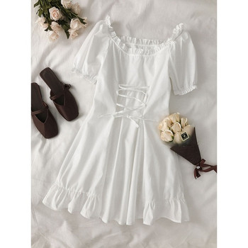 Модерна дамска рокля с къс ръкав и връзки в бял цвят