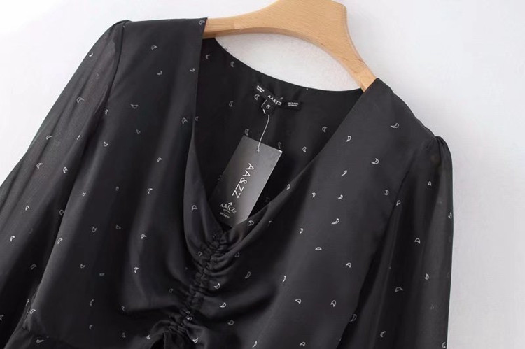 Cămașă de damă din tul cu mâneci lungi de culoare neagră