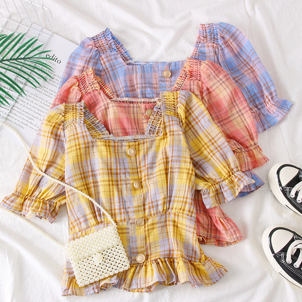 Bluza dama in carouri cu decolteu patrat si nasturi in mai multe culori