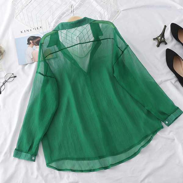 Cămașă elegantă de damă, model larg, cu mâneci lungi, în negru, alb și verde