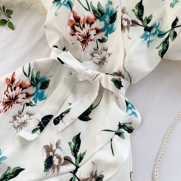 Rochie moderna de dama cu model floral in diferite culori