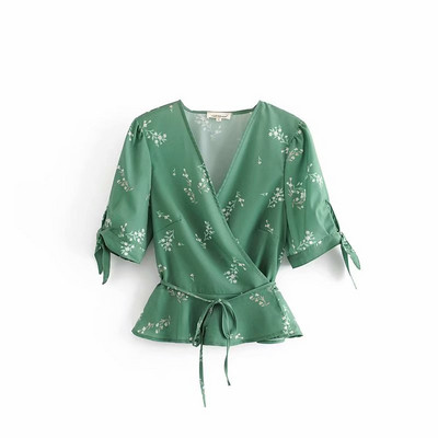Дамска блуза с къс ръкав и връзки на талията в зелен цвят