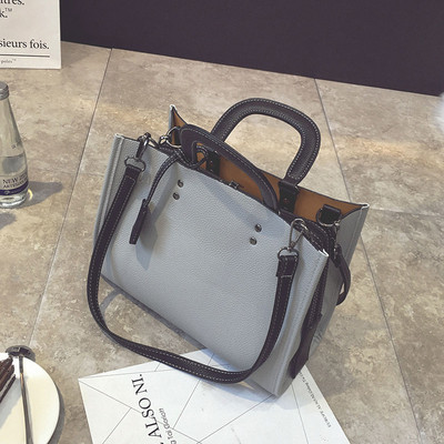 Geanta de dama eleganta din piele ecologica cu manere lungi si scurte