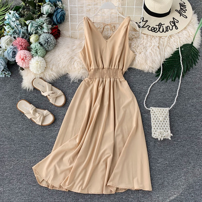 Стилна дамска рокля с V-образно деколте и еластична талия в няколко цвята 