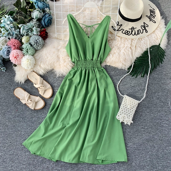 Стилна дамска рокля с V-образно деколте и еластична талия в няколко цвята 