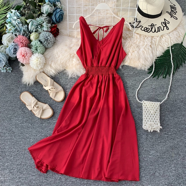 Стилна дамска рокля с V-образно деколте и еластична талия в няколко цвята 