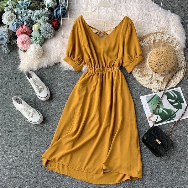 Стилна дамска рокля с  къс ръкав в няколко  цвята