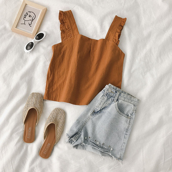 Maieu casual de damă cu bretele largi în alb, maro și negru