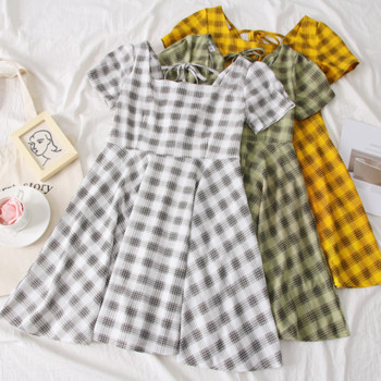 Rochie de dama in carouri cu decolteu patrat in mai multe culori