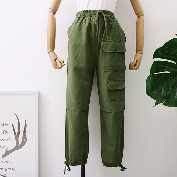 Pantaloni de dama sport si eleganti in verde, bej si negru