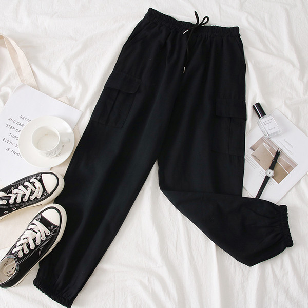 Model nou de pantaloni sport dama in culorile verde, bej si negru