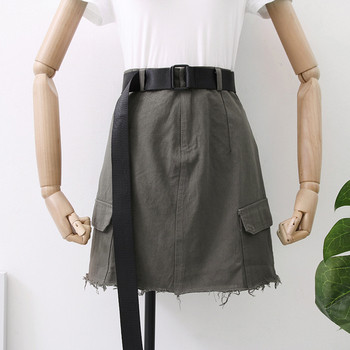 Fusta de dama moderna cu curea in alb, verde, gri si negru