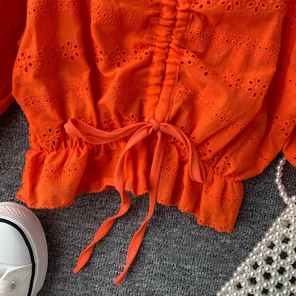 Bluza model scurt de dama in mai multe culori