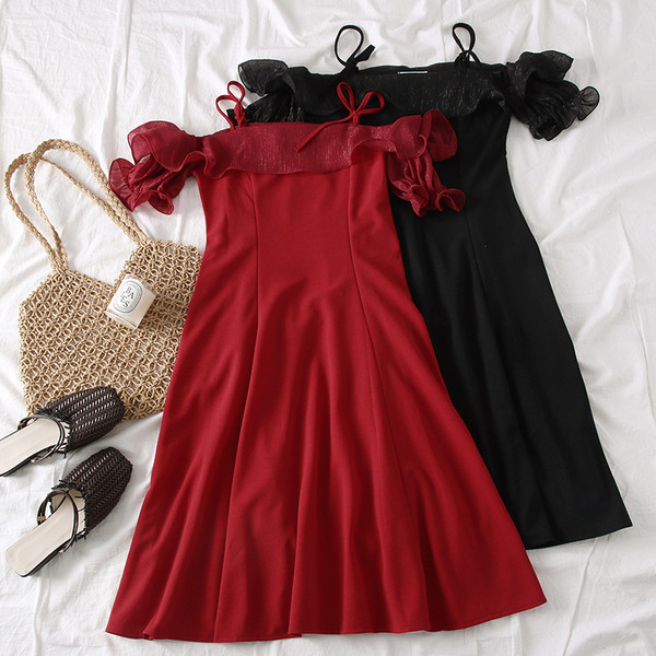 Rochie de dama decupata cu bretele si umerii goi in mai multe culori