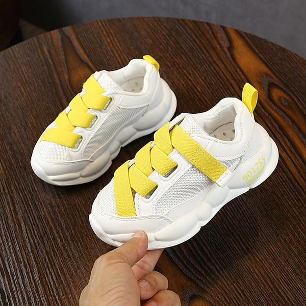 Adidași moderni pentru copii în patru culori - pentru băieți și fete