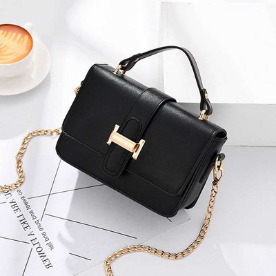 Geanta de dama eleganta cu inchizatoare metalica si lant in cinci culori