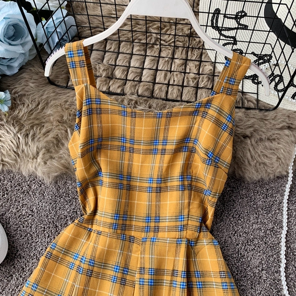 Γυναικεία ολόσωμη φόρμα σε διάφορα χρώματα