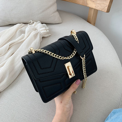 Geanta de dama eleganta cu inchidere metalica in mai multe culori