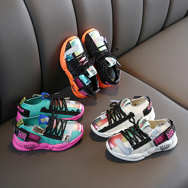 Adidași moderni pentru copii pentru fete - în trei culori cu inscripții