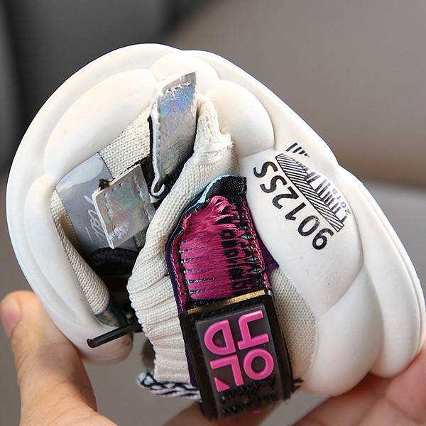 Adidași moderni pentru copii pentru fete - în trei culori cu inscripții