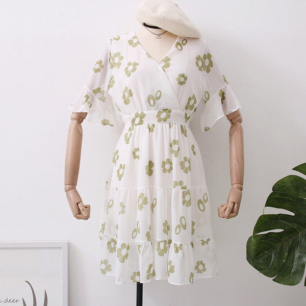 Rochie casual de dama cu motive florale si decolteu in V