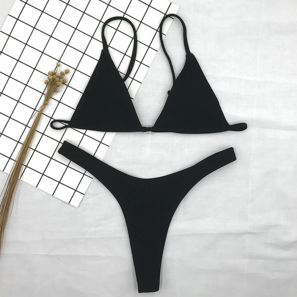 Costum de baie modern din două piese cu top triunghiular în cinci culori