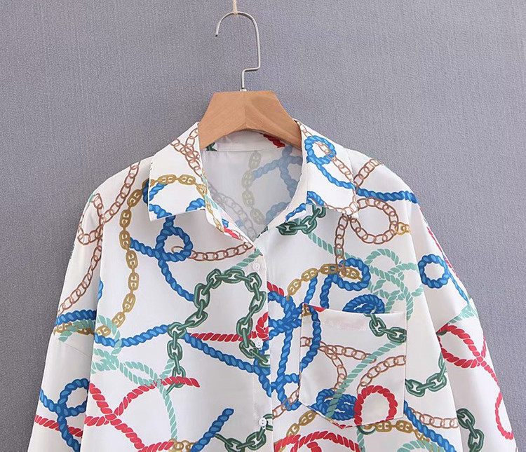 Cămașă de damă model larg cu mâneci lungi de culoare albă