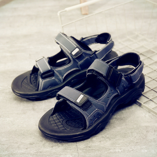 Sandale bărbătești actuale în trei culori