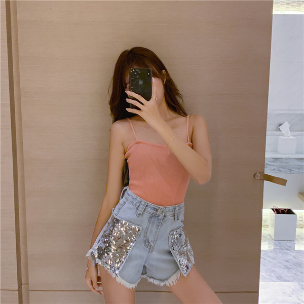 Blugi moderni scurti cu paiete si talie inalta