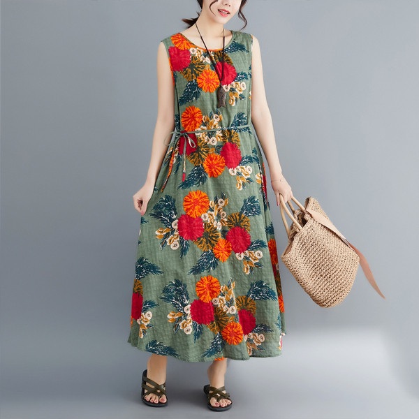 Rochie lunga de dama cu motive florale in trei culori